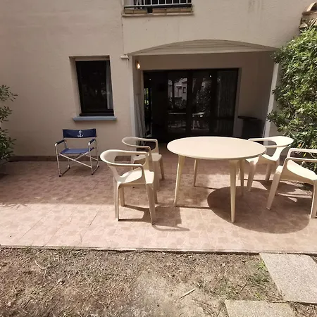 Апартаменти Cap D'agde T3 Avec Piscine Et Tennis A 100m De La - Fr-1-607-117