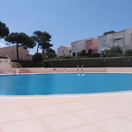 Cap D'agde T3 Avec Piscine Et Tennis A 100m De La - Fr-1-607-117