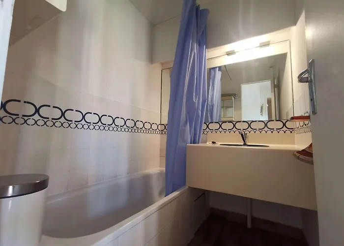 Appartamento T3 Avec Piscine Et Tennis à 100m De La - Cap D'agde - Fr-1-607-117